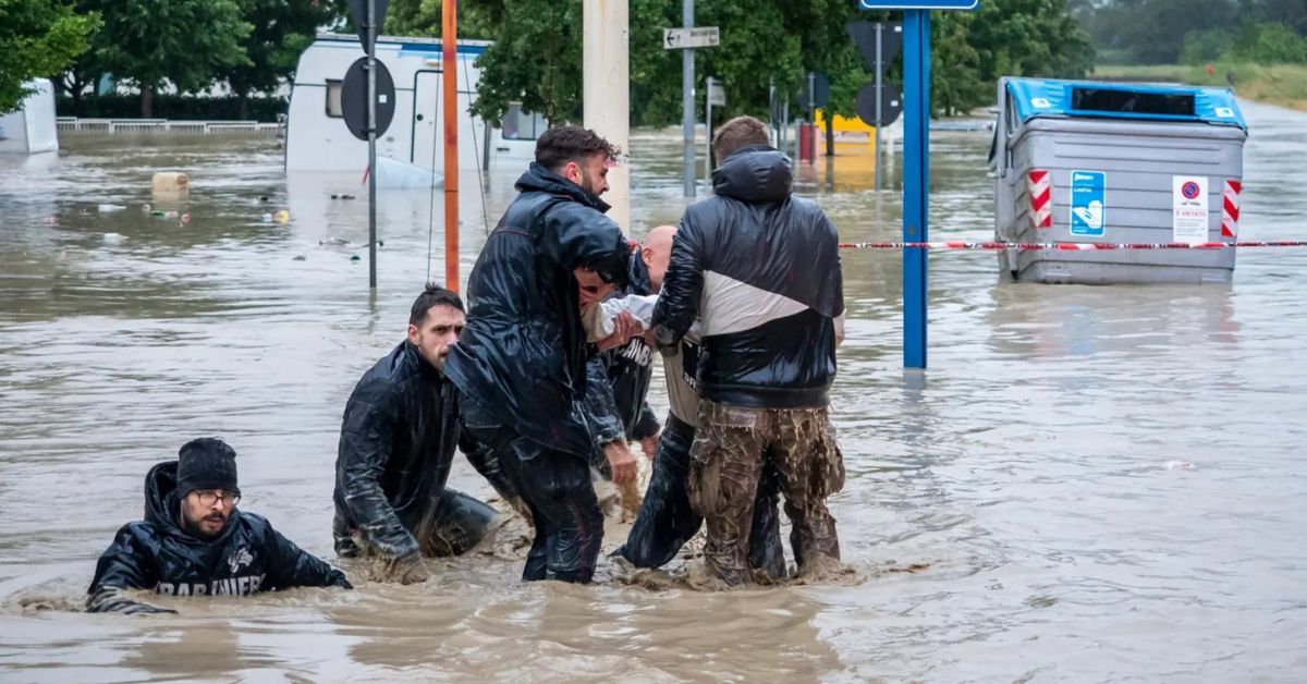 Come-donare-per-gli-alluvionati-in-Emilia-Romagna